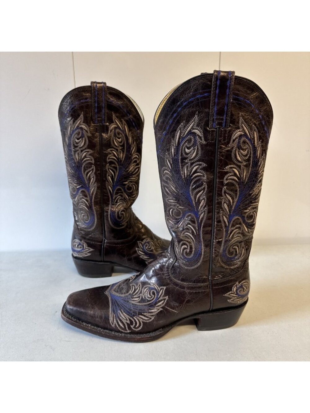 Ariat Catalina Boots Women’s Sz 8.5B Embroidered Sq Toe Antique Espresso